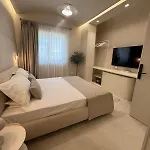 Appartamento Sant By Brad Santorini Gjilek