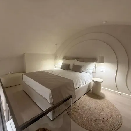 Apartment Sant By Brad Santorini *
