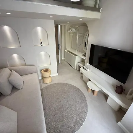 Sant By Brad Santorini Apartment Gjilek
